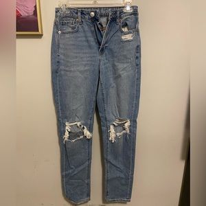 American Eagle Mom Jeans